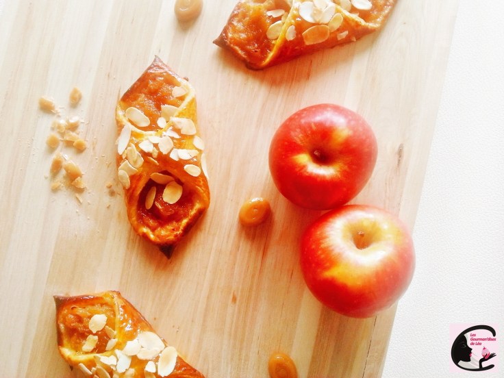 pomme, compote, fruit, bonbon, caramel, chausson, amande effilée, goûter