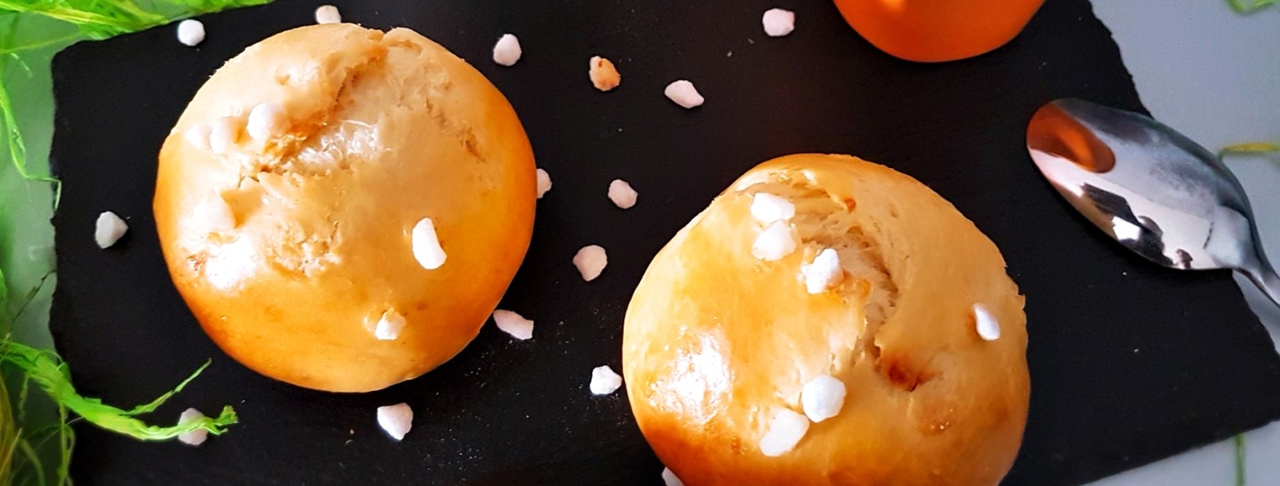 brioche, pain au lait, petit pain, viennoiserie, sucré, boulange, levure, façonnage, goûter, petit déjeuner, grains de sucre sucre grains, patisdecor, dorure, fait maison, homemade