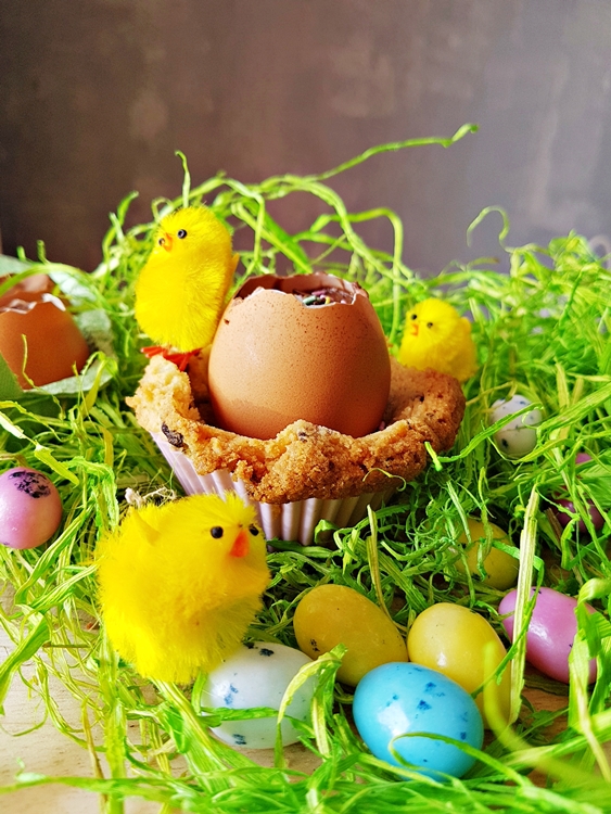 paques, chocolat, mousse, mousse chocolat, oeuf, oeuf coque, oeuf de paques, nid, cookie, pépites de chocolat, cupcake, poussin, dessert, dessert original, gourmandise, tradition